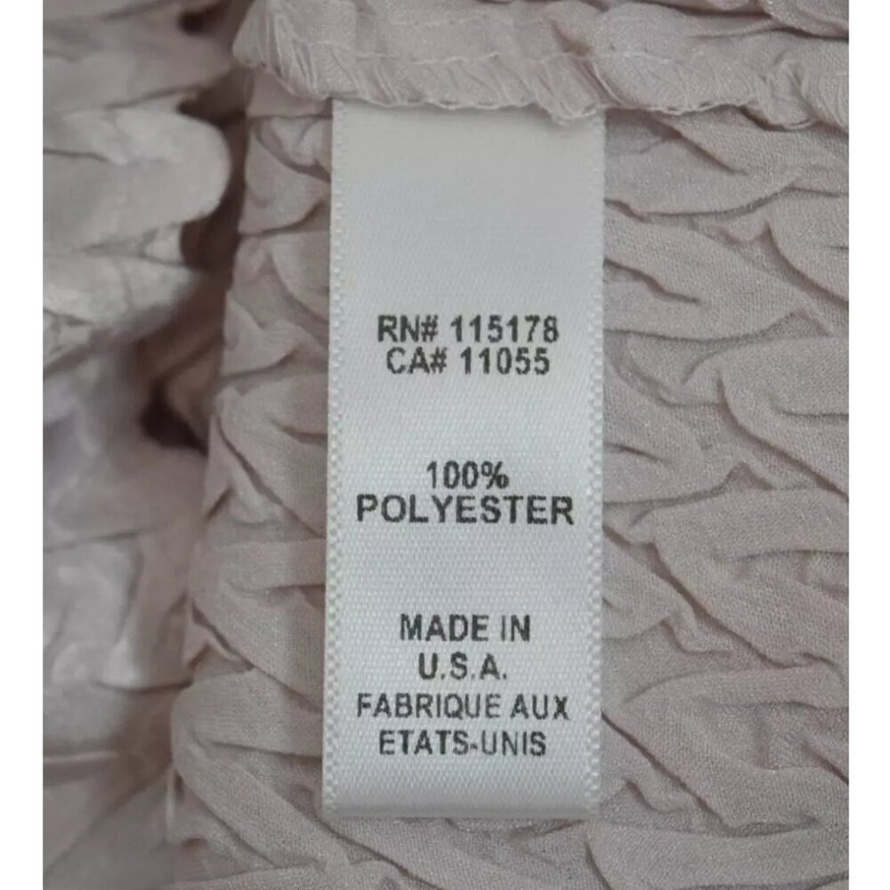 KV BY KOMAROV CHEVRON TEXTURED SATIN LIGHT PINK STRETCH TOP - Picture 7 of 7